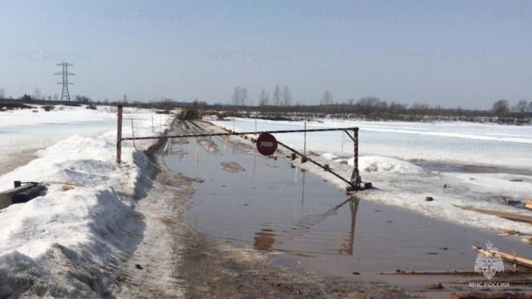 Ещё две ледовые переправы закрыли в Иркутской области